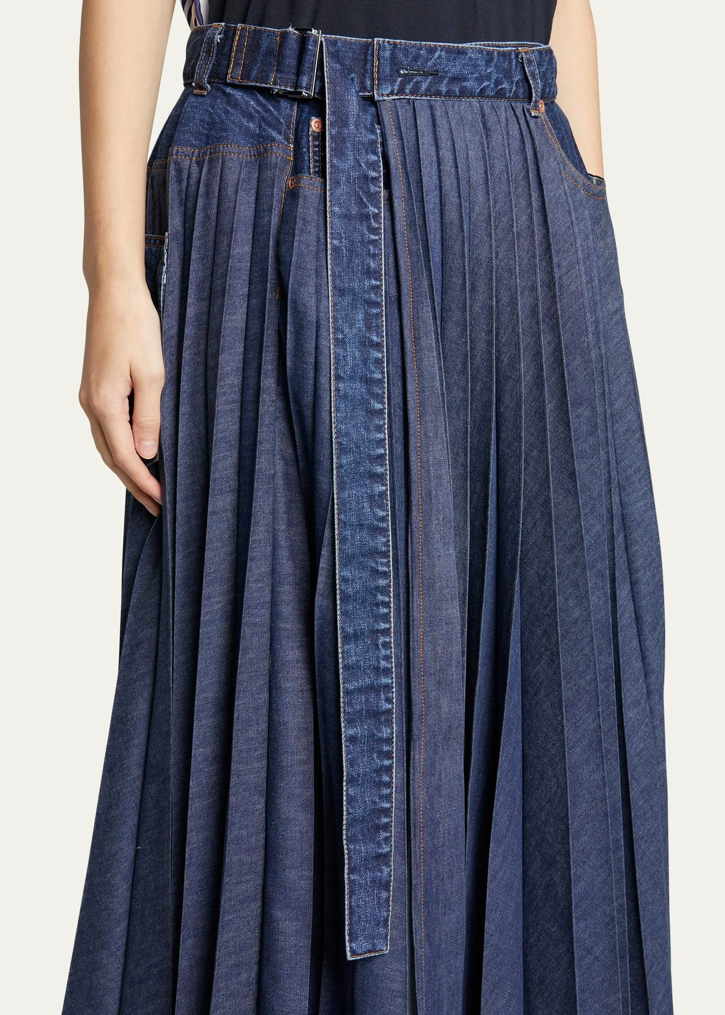 2407289 Pleated denim skirt