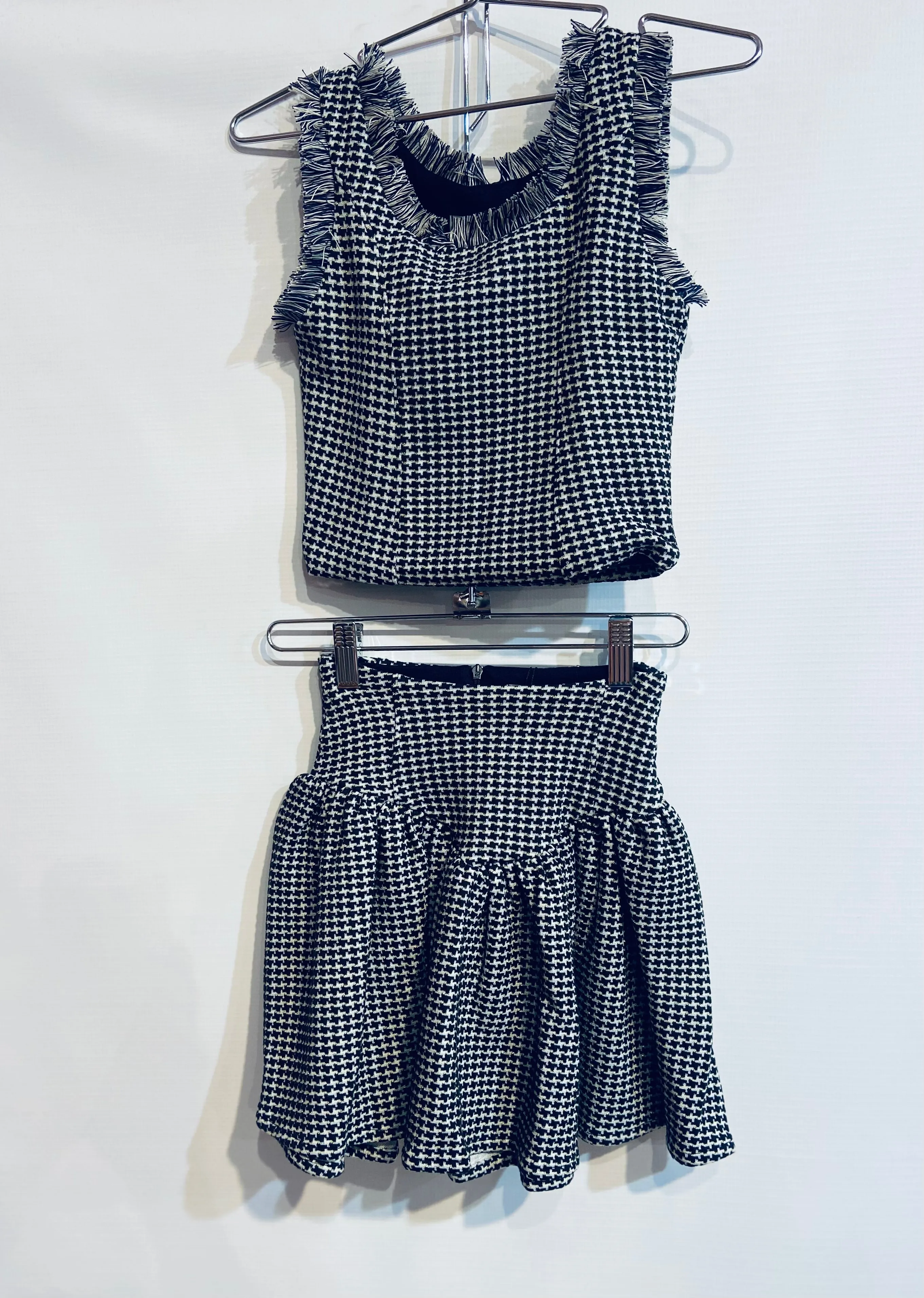 Black & White Houndstooth Top & Skirt Set