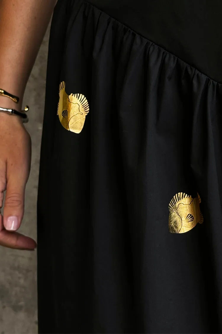 Black Marra Skirt With Gold Fish Fleck