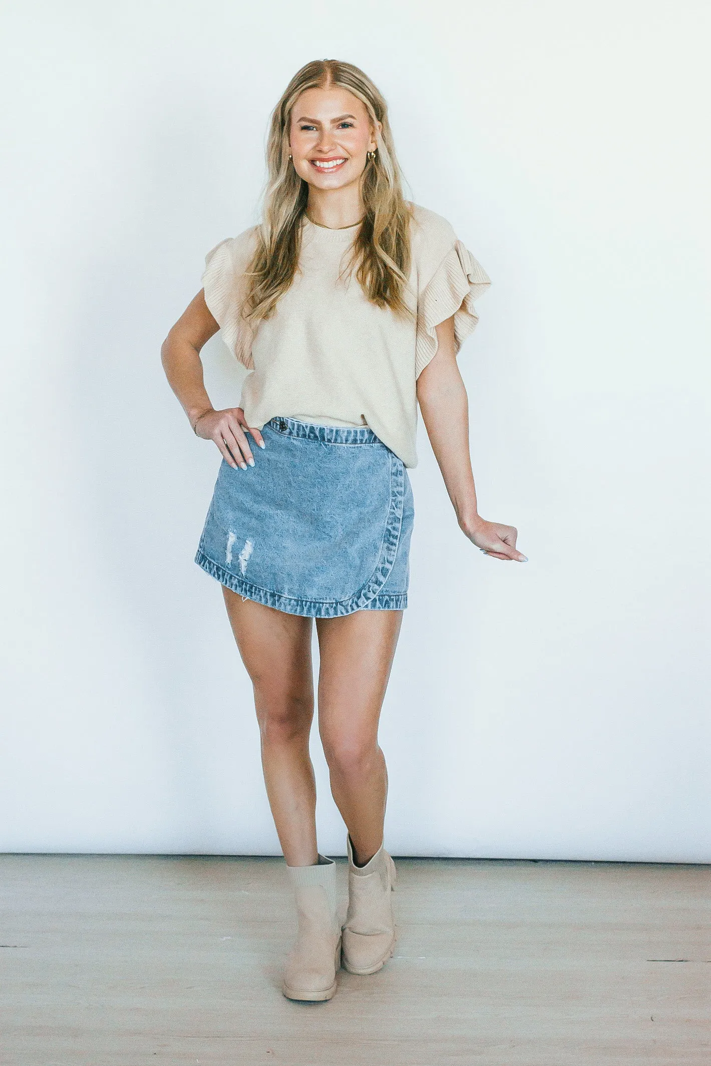 Distressed Edgy Impression High-Waisted Denim Wrap Skirt