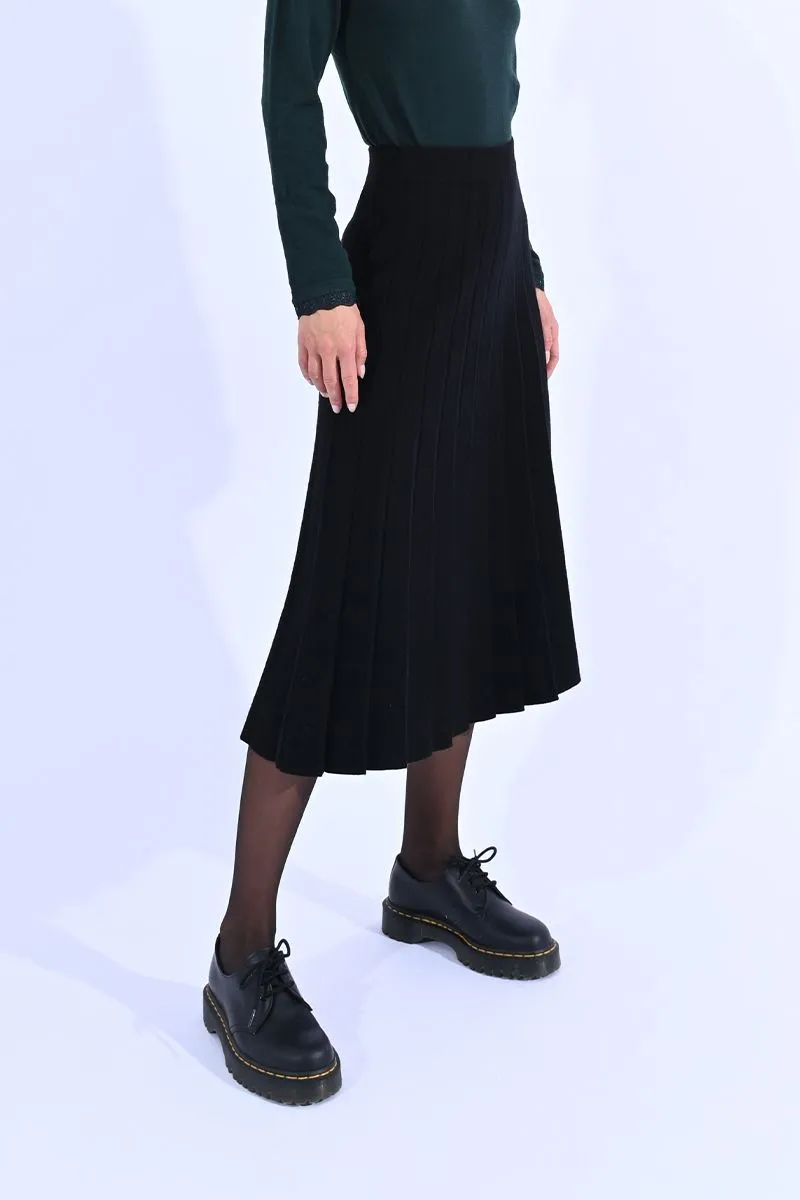 Knitted Pleated Midi Skirt