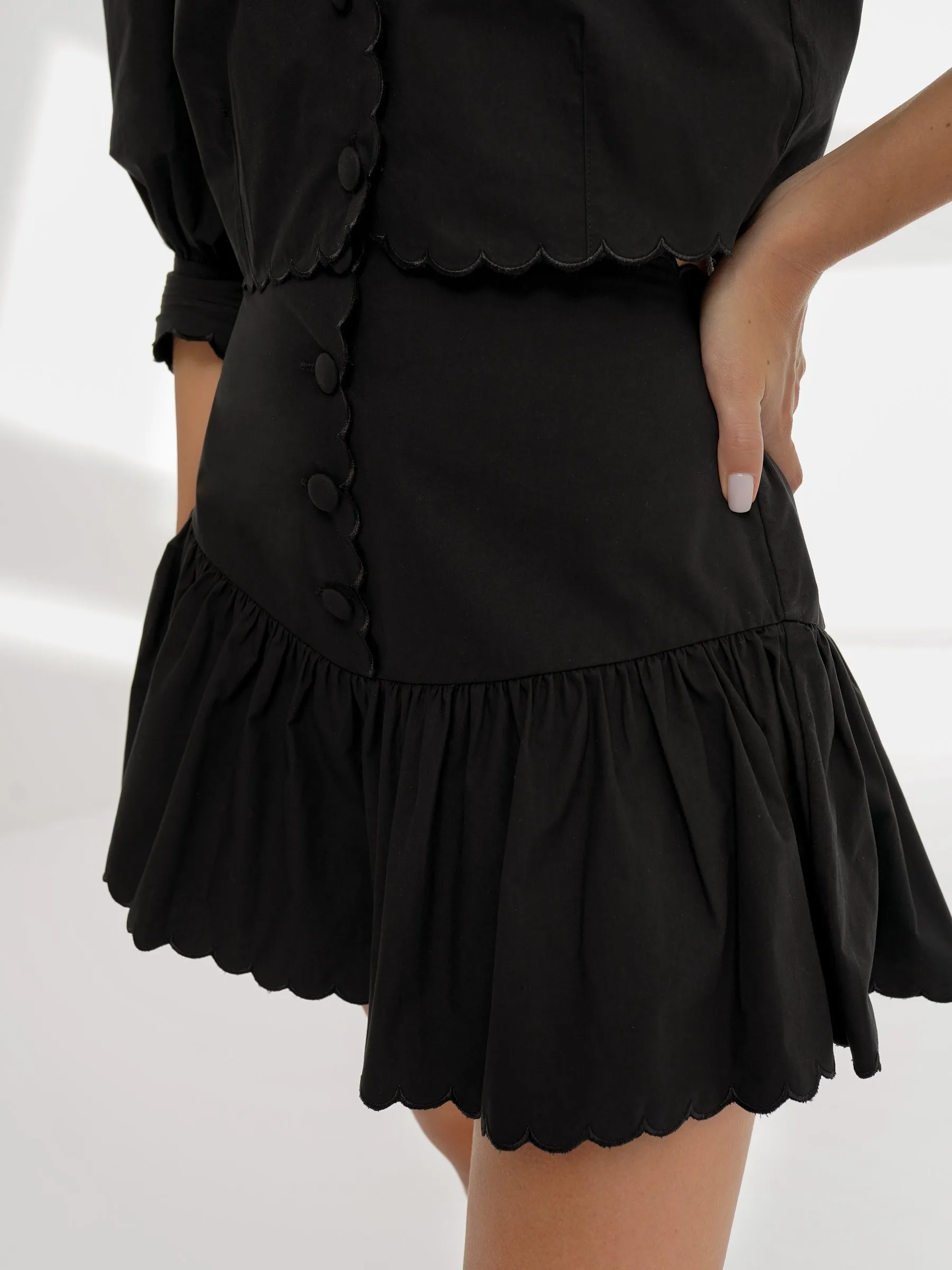 Paulette Scalloped Cotton Skort | Black