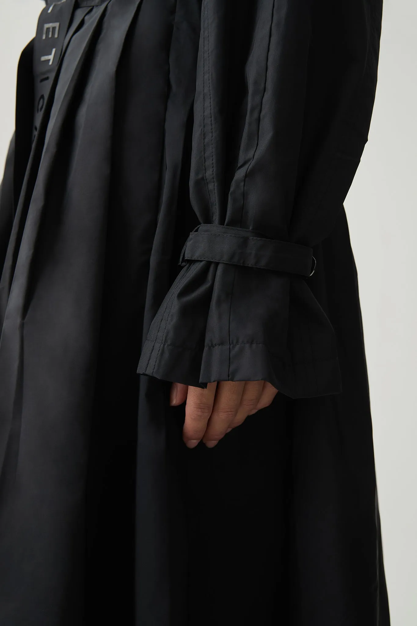 Pleated Trench Coat 703