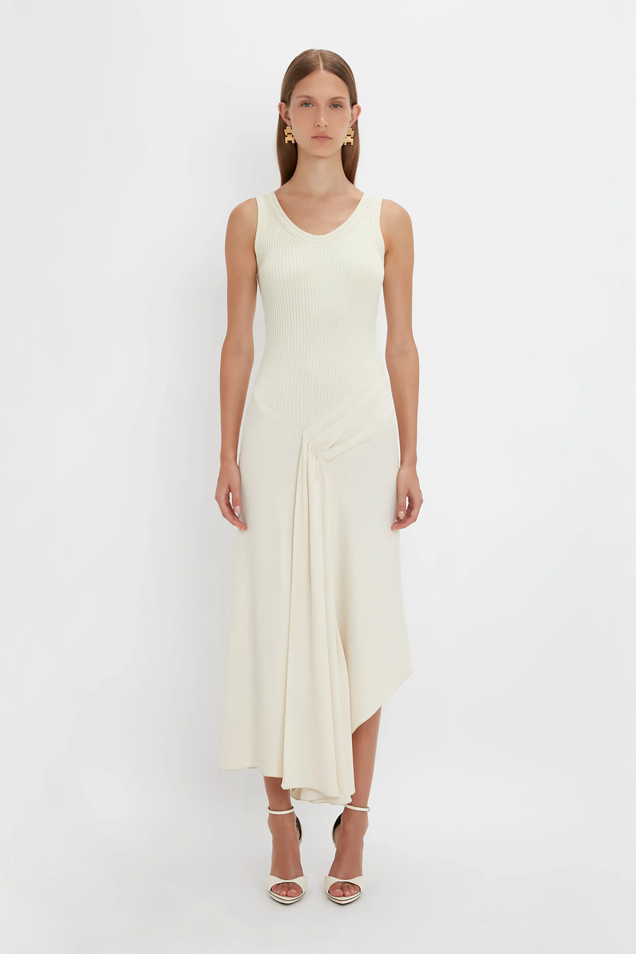 Sleeveless Tie Detail Dress In Cream