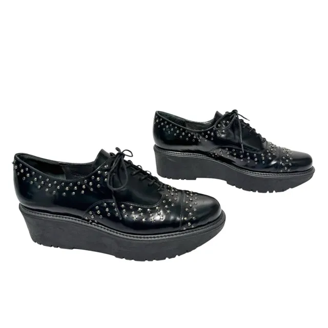 Stuart Weitzman Shoe Size 8.5 Black Platform Sole Oxfords